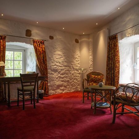 Hotel Burg Kerpen Illingen  Ngoại thất bức ảnh